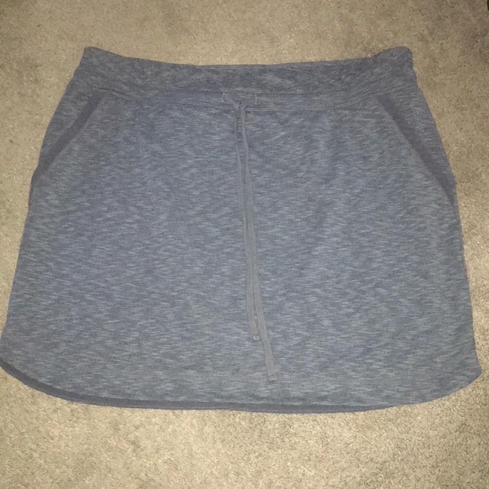 Athleta Heather Gray Skirt w Pockets
